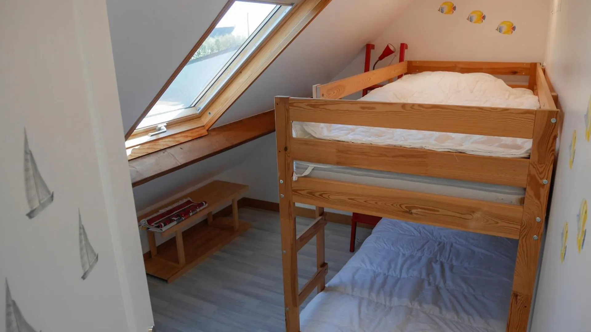 Maison Spacieuse Au Calme, Proche Plage Et Commerces, Avec Jardin Et Terrasse Au Palais. - Fr-1-418-202 Holiday home Le Palais